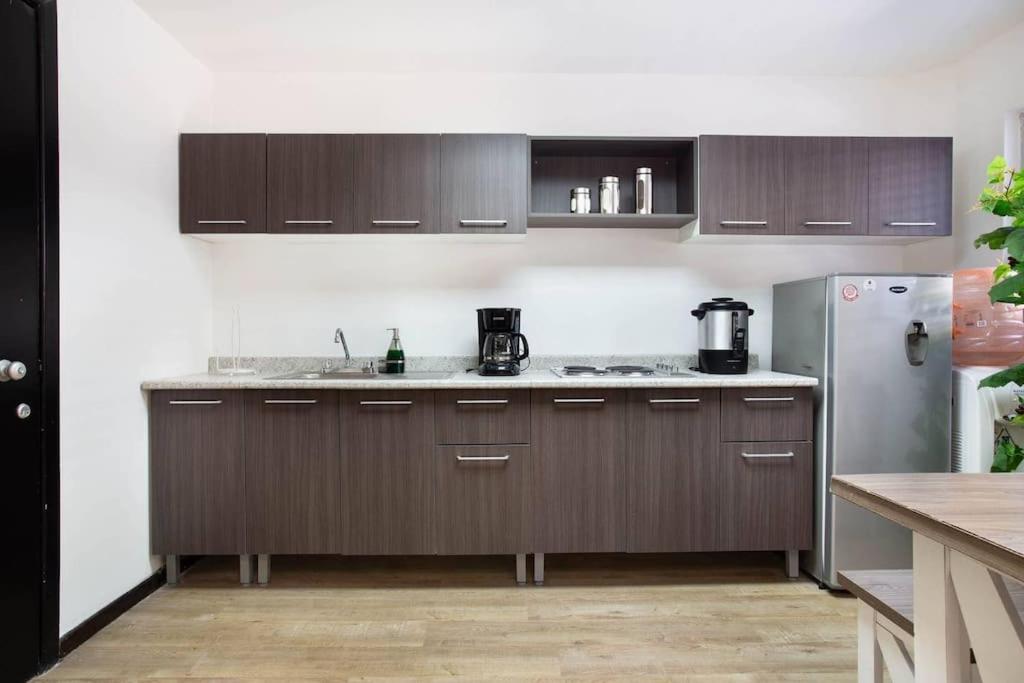 Privada Con Terraza En Polanco. * Mexico